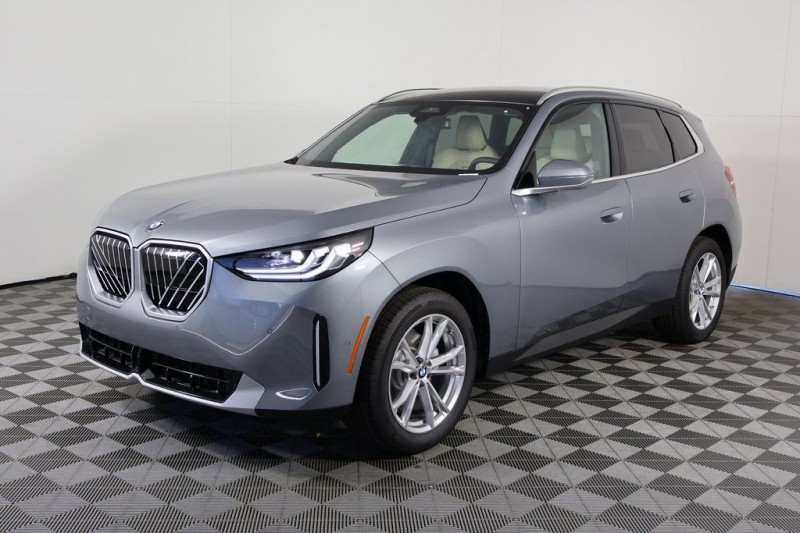 2025 BMW X3 30 xDrive 5UX53GP07S9035529