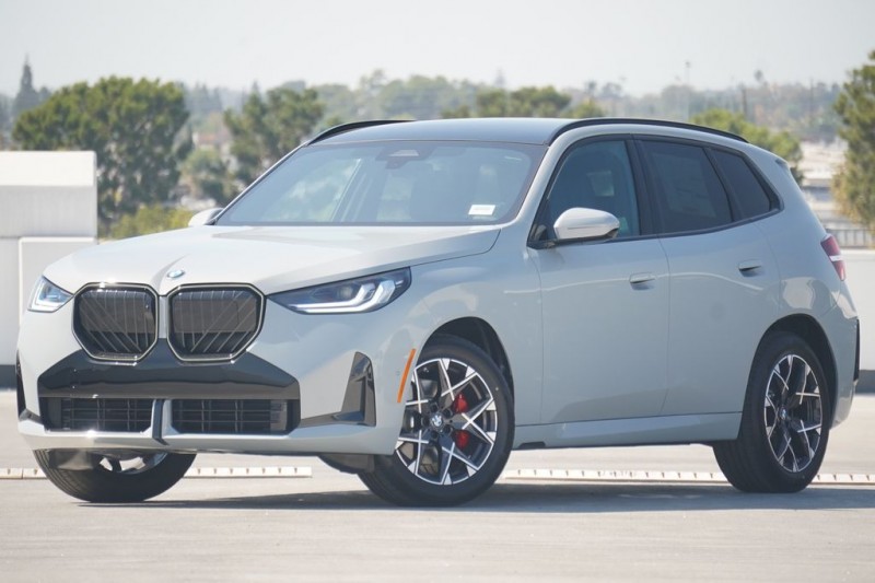 2026 BMW X3 30 xDrive 5UX53GP07T9185996