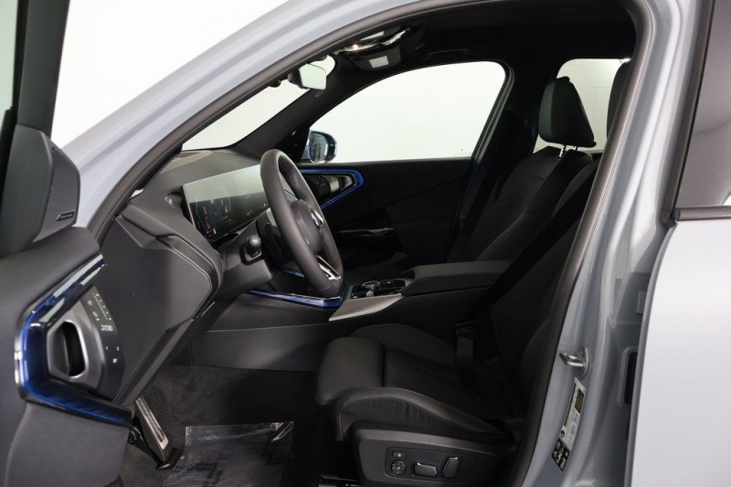 2026 BMW X3 30 xDrive 5UX53GP07T9185996