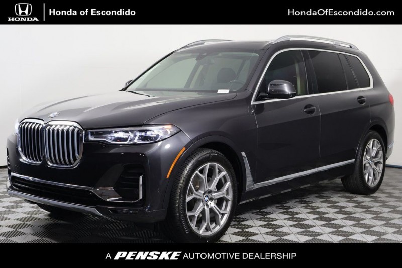2020 BMW X7 xDrive40i 5UXCW2C01L0E74676