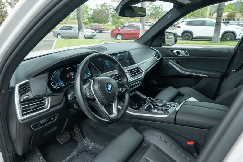 2022 BMW X5 xDrive45e 5UXTA6C08N9K14003