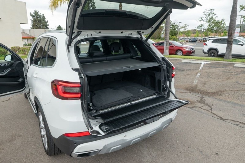 2022 BMW X5 xDrive45e 5UXTA6C08N9K14003