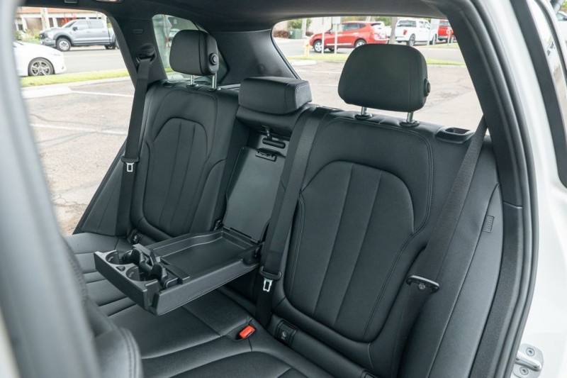 2022 BMW X5 xDrive45e 5UXTA6C08N9K14003