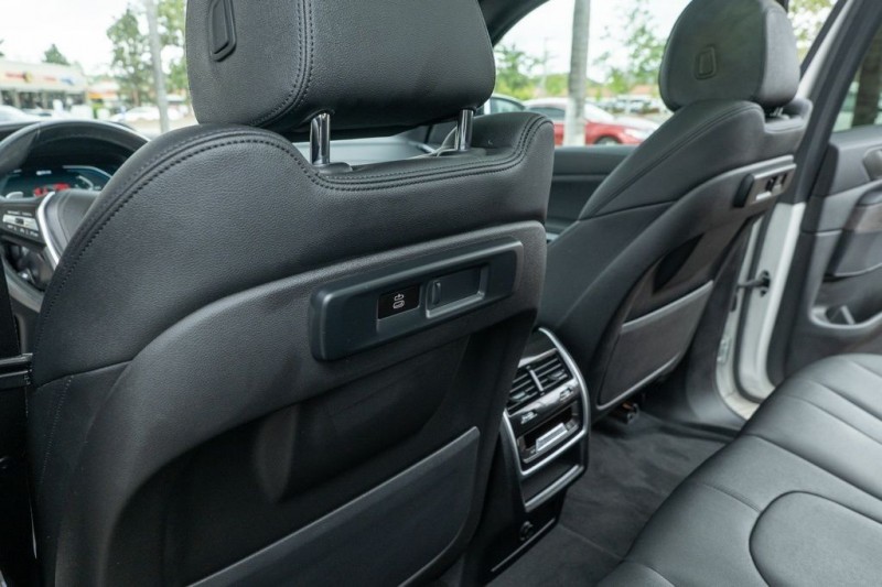 2022 BMW X5 xDrive45e 5UXTA6C08N9K14003