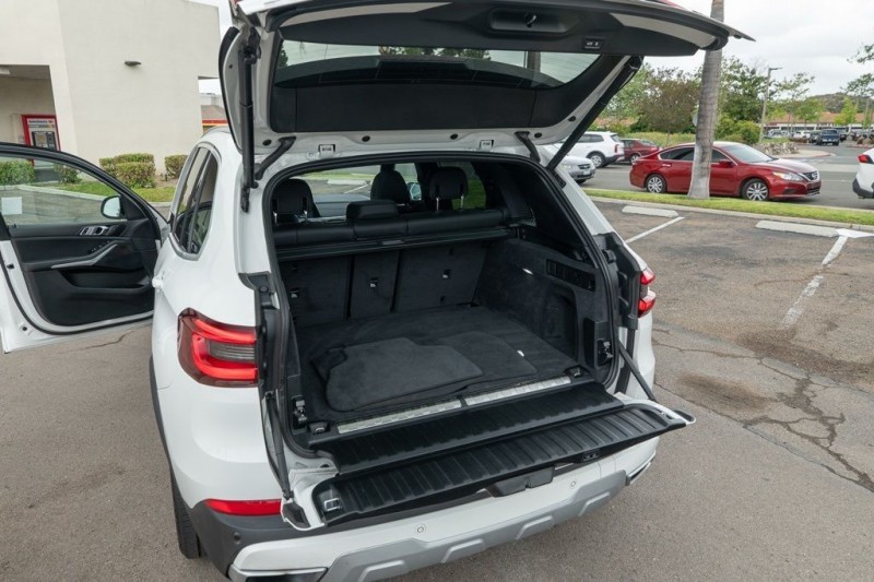 2022 BMW X5 xDrive45e 5UXTA6C08N9K14003