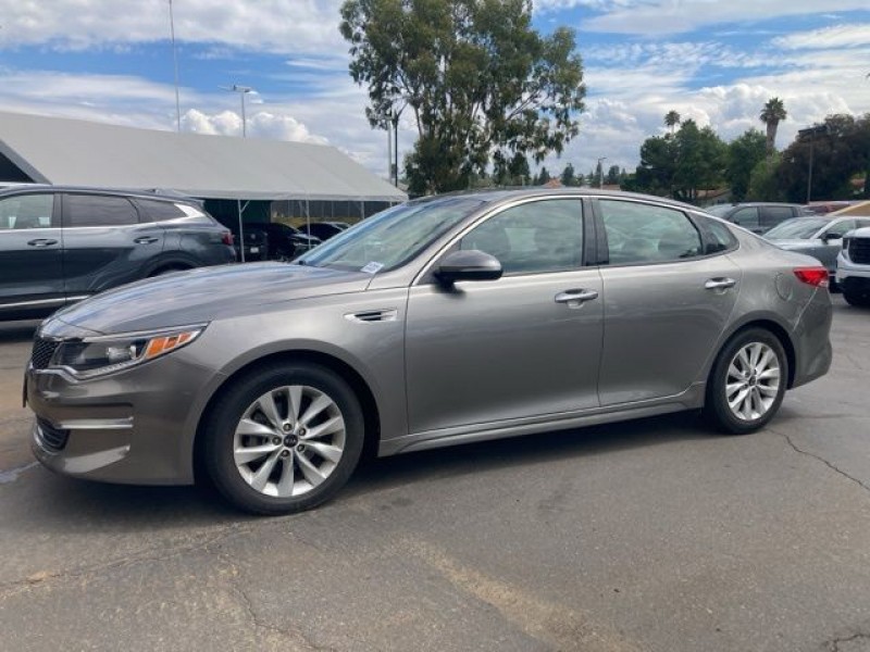 2018 Kia Optima EX 5XXGU4L3XJG245601