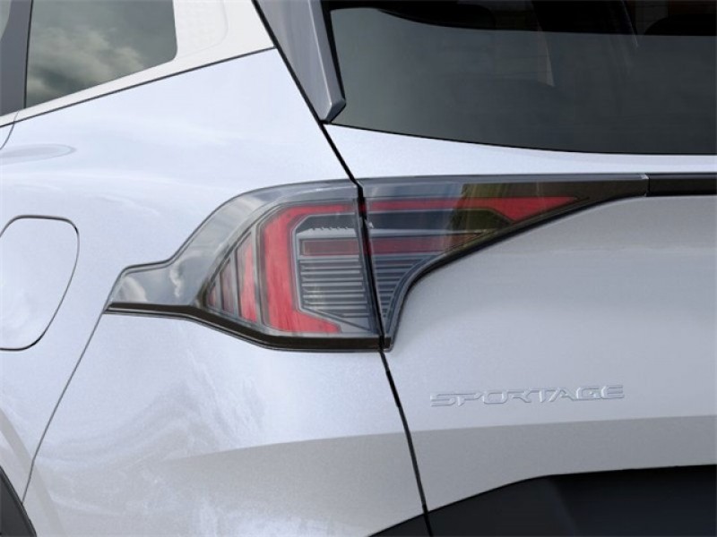 2026 Kia Sportage EX - Photo 11