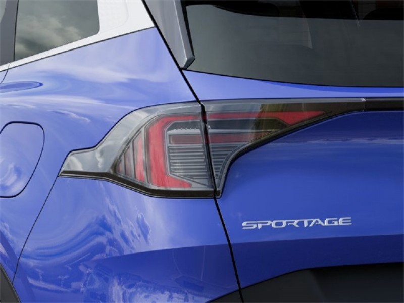 2026 Kia Sportage EX - Photo 11