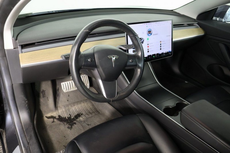 2018 Tesla Model 3 Mid Range 5YJ3E1EA5JF010919