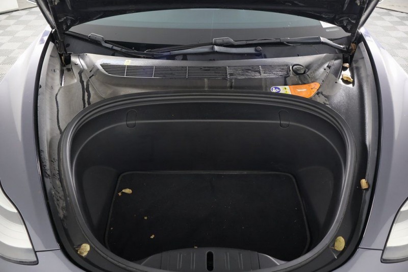 2018 Tesla Model 3 Mid Range 5YJ3E1EA5JF010919