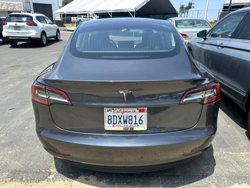 2018 Tesla Model 3 Long Range 5YJ3E1EA9JF010812