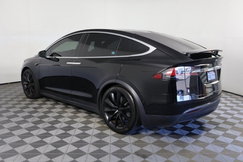 2021 Tesla Model X Long Range 5YJXCDE28MF325011