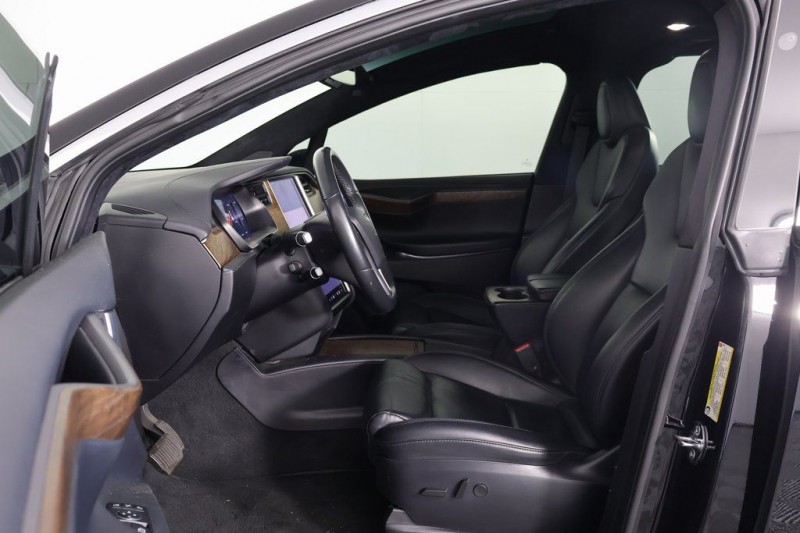 2021 Tesla Model X Long Range 5YJXCDE28MF325011