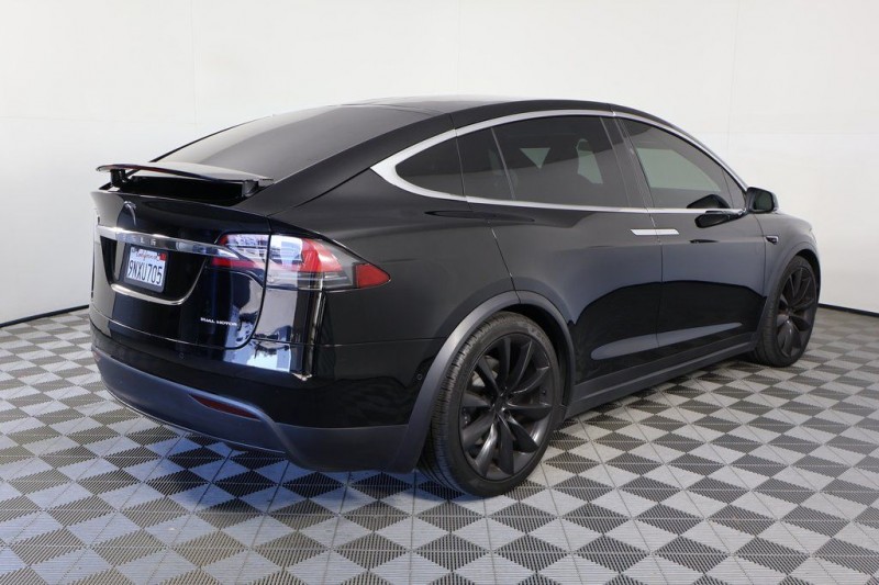 2021 Tesla Model X Long Range 5YJXCDE28MF325011