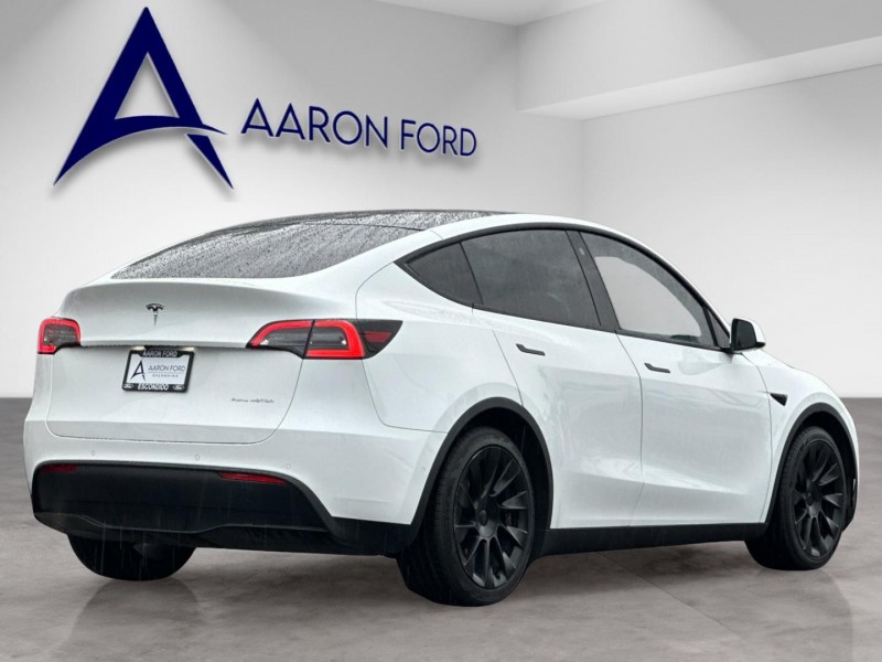 2022 Tesla Model Y Long Range 7SAYGAEE9NF346522