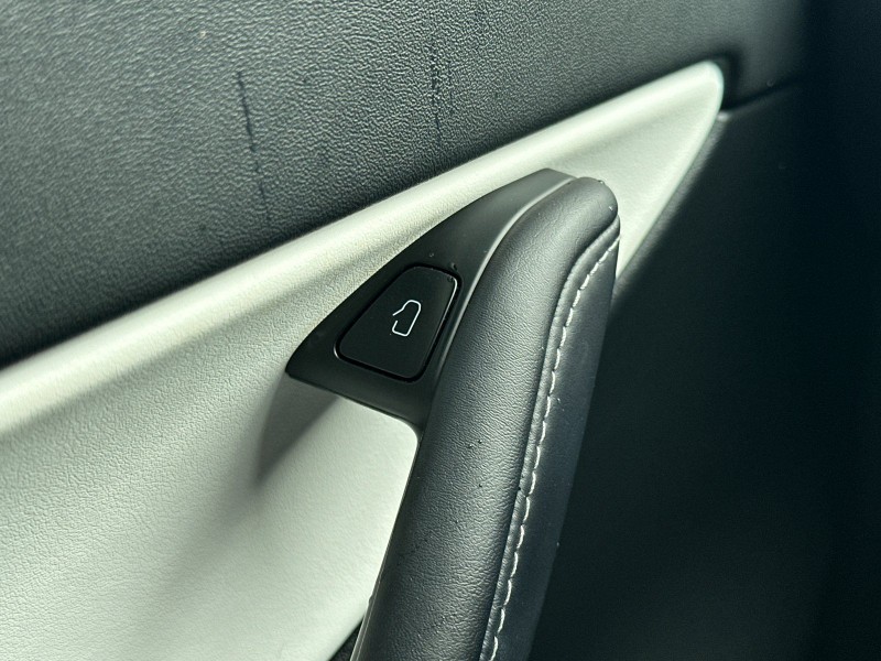 2022 Tesla Model Y Long Range 7SAYGAEE9NF346522