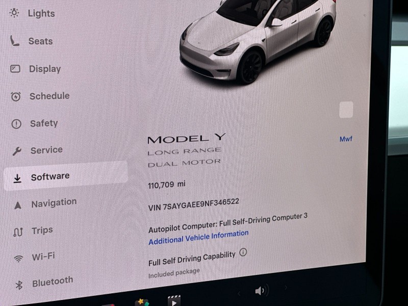 2022 Tesla Model Y Long Range 7SAYGAEE9NF346522