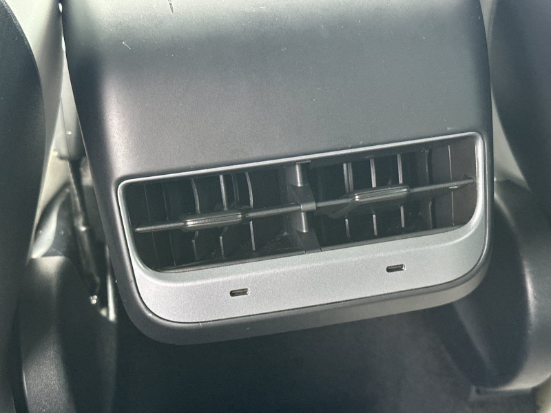 2022 Tesla Model Y Long Range 7SAYGAEE9NF346522