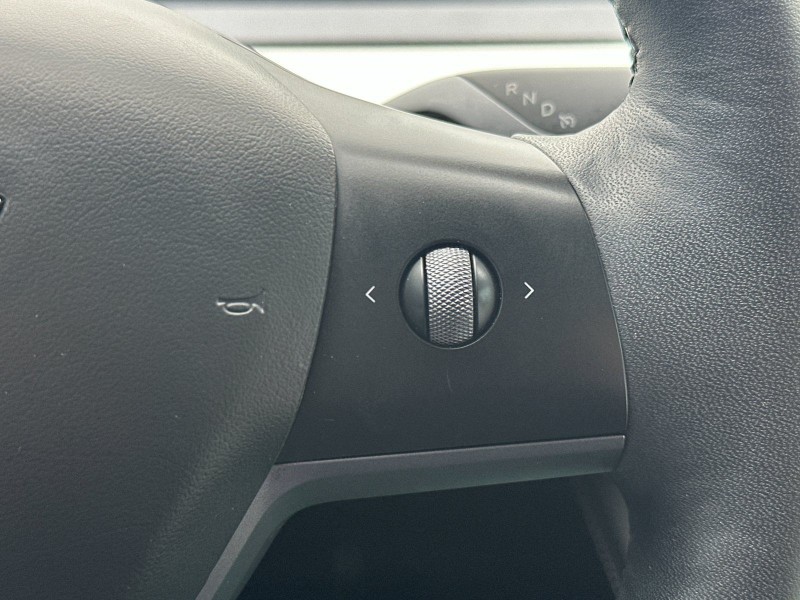 2022 Tesla Model Y Long Range 7SAYGAEE9NF346522