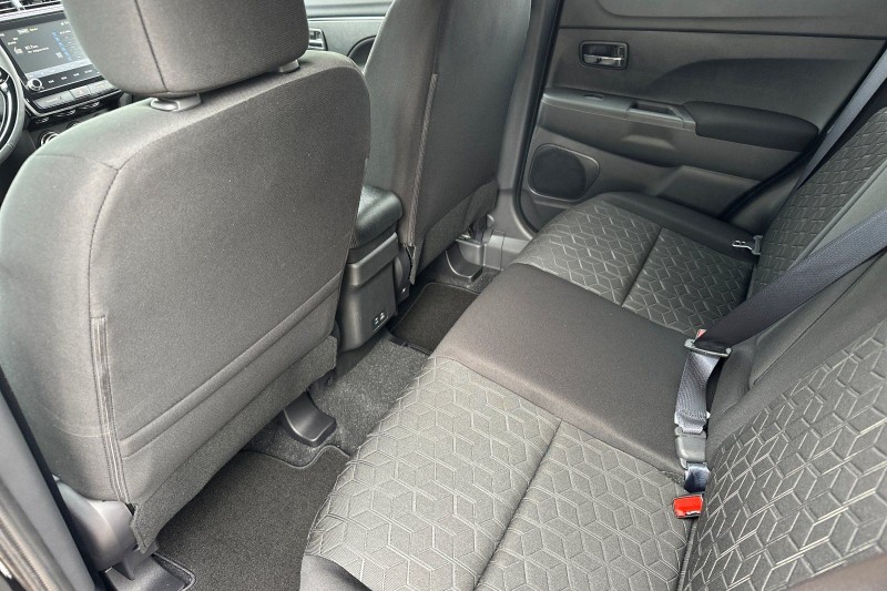 2025 Mitsubishi Outlander Sport  JA4ARUAU2SU007640
