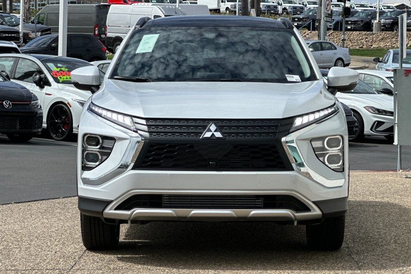 2025 Mitsubishi Eclipse Cross SE - Photo 8