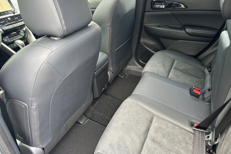 2025 Mitsubishi Eclipse Cross SE - Photo 11