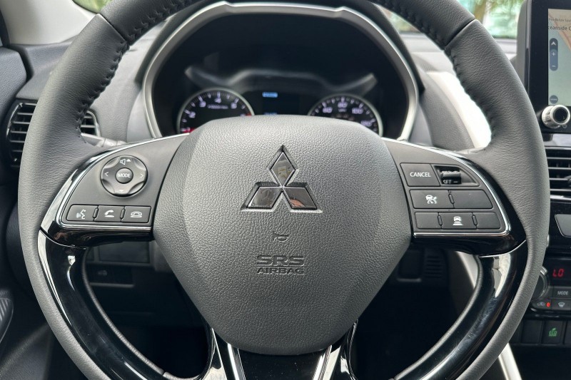 2025 Mitsubishi Eclipse Cross SE - Photo 23