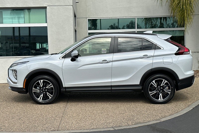 2025 Mitsubishi Eclipse Cross SE - Photo 7