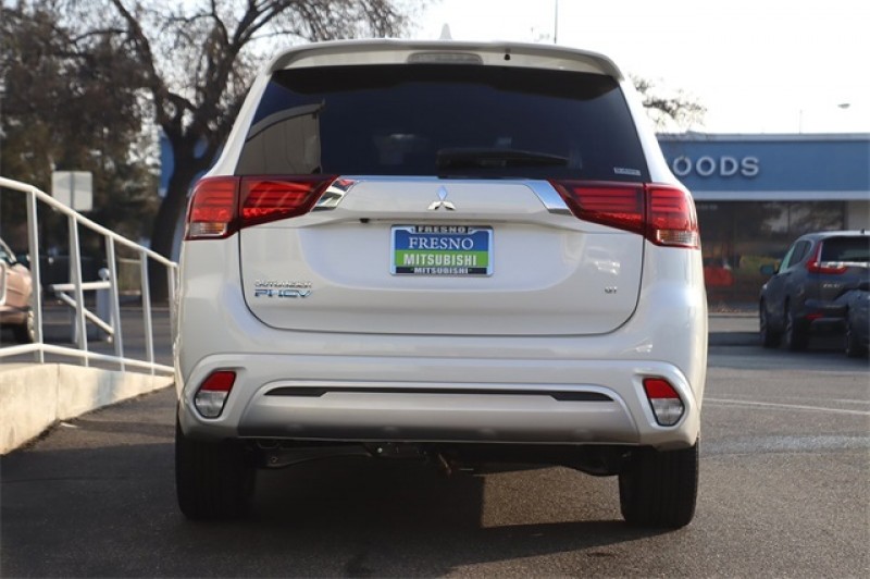 2022 Mitsubishi Outlander PHEV JA4J2VA70NZ050126 2022 Mitsubishi Outlander PHEV JA4J2VA70NZ050126