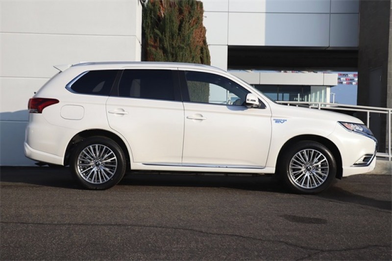 2022 Mitsubishi Outlander PHEV JA4J2VA70NZ050126 2022 Mitsubishi Outlander PHEV JA4J2VA70NZ050126