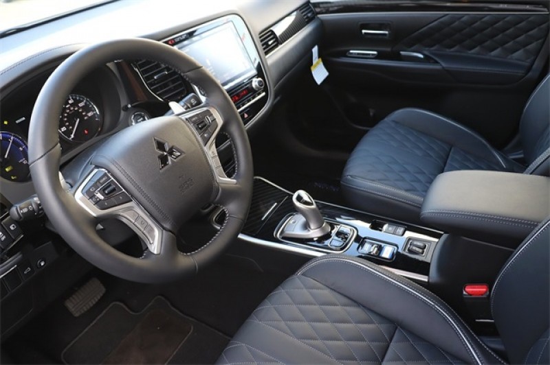 2022 Mitsubishi Outlander PHEV JA4J2VA70NZ050126 2022 Mitsubishi Outlander PHEV JA4J2VA70NZ050126