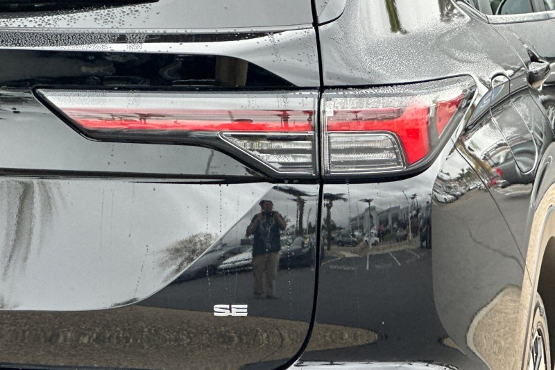 2025 Mitsubishi Outlander SE JA4J3VA82SZ048945