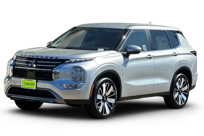 2025 Mitsubishi Outlander SE JA4J3VA83SZ048002
