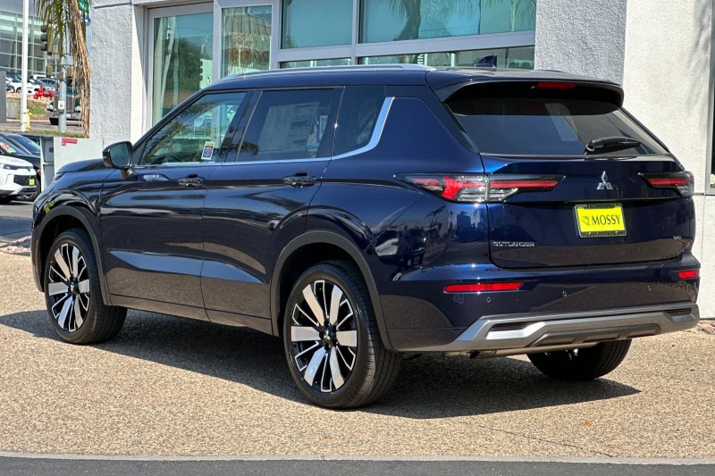 2025 Mitsubishi Outlander SEL - Photo 6