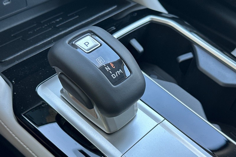 2025 Mitsubishi Outlander SEL - Photo 21