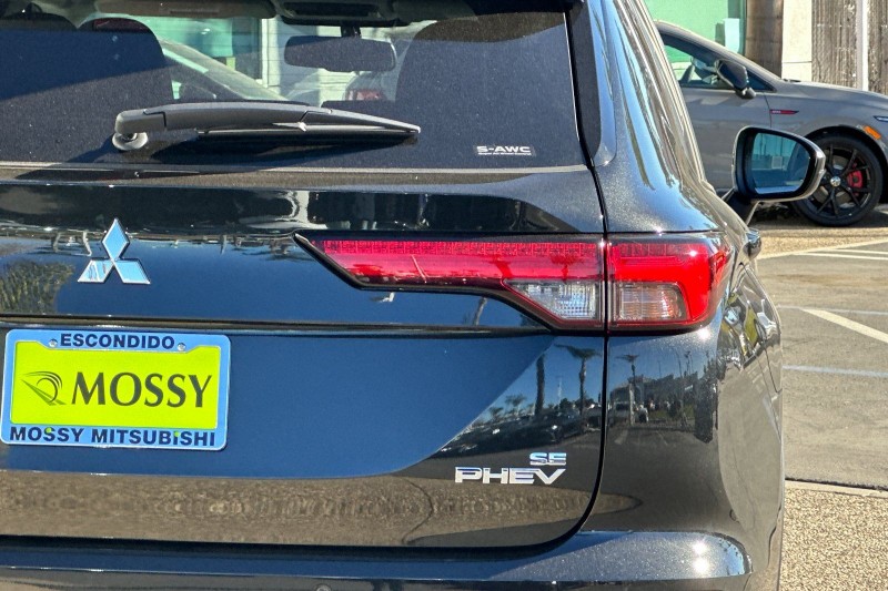 2025 Mitsubishi Outlander PHEV SE JA4T5VA94SZ003548
