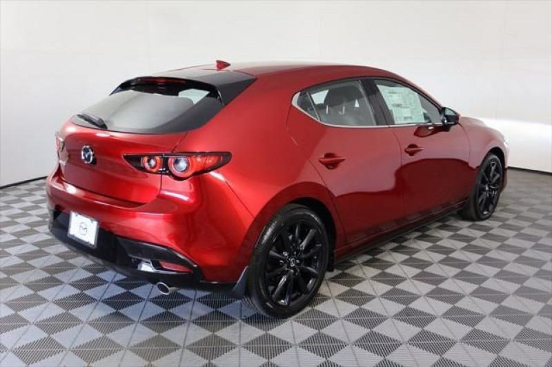 2026 Mazda Mazda3 2.5 S Premium JM1BPAML2T1851150