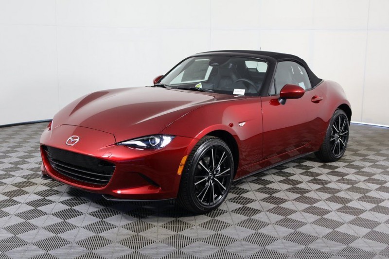 2025 Mazda MX-5 Miata Grand Touring JM1NDAD73S0659216