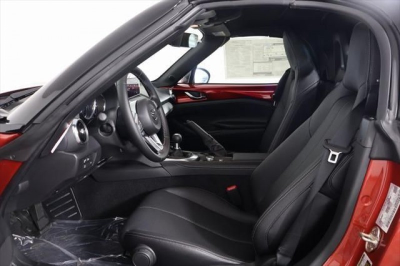 2025 Mazda MX-5 Miata Grand Touring JM1NDAD75S0658813