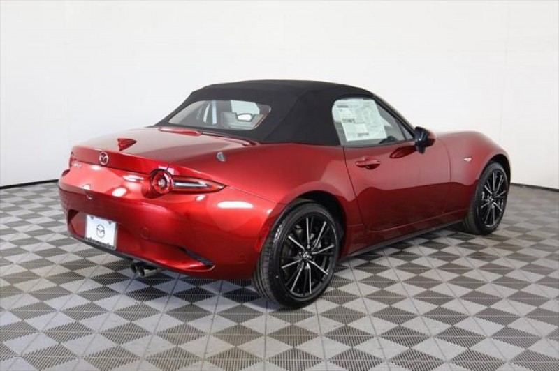 2025 Mazda MX-5 Miata Grand Touring JM1NDAD75S0658813