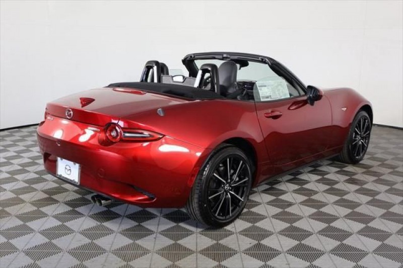2025 Mazda MX-5 Miata Grand Touring JM1NDAD75S0658813