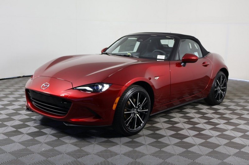2025 Mazda MX-5 Miata Grand Touring JM1NDAD75S0659590