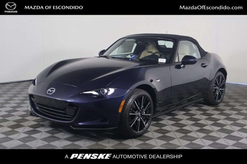 2025 Mazda MX-5 Miata Grand Touring JM1NDAD79S0657101