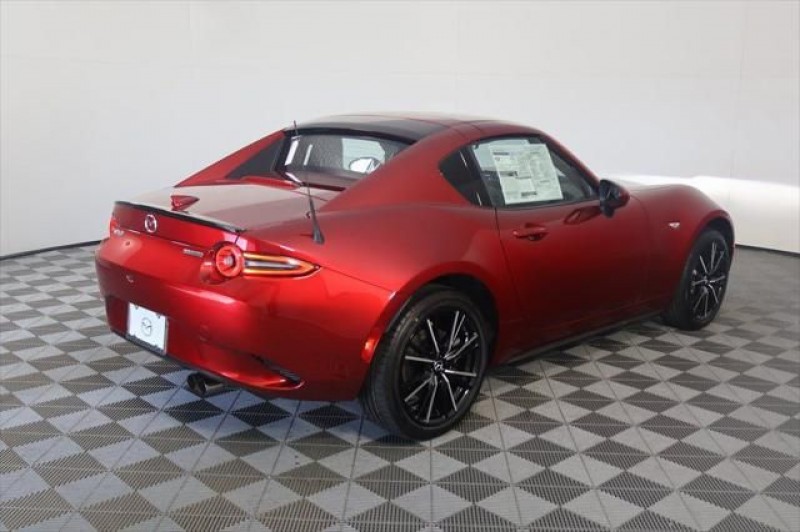 2025 Mazda MX-5 Miata RF Grand Touring JM1NDAM72S0657005