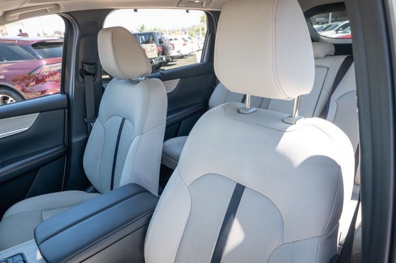 2025 Mazda CX-70 PHEV Premium JM3KJDHA5S1105082