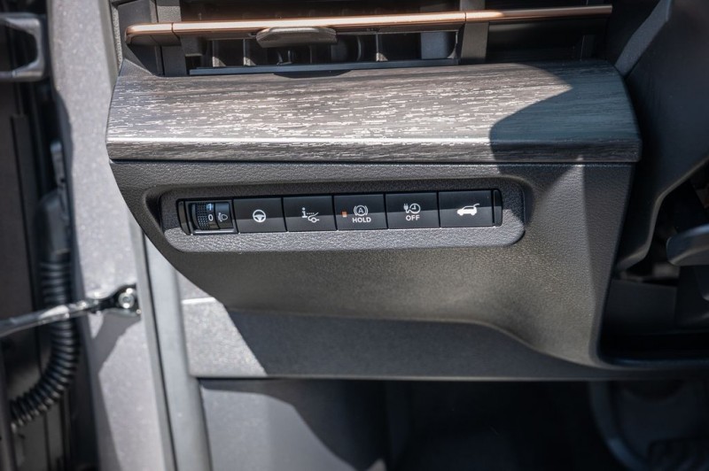 2023 Nissan Ariya EVOLVE+ e-4ORCE JN1DF0BB4PM709597