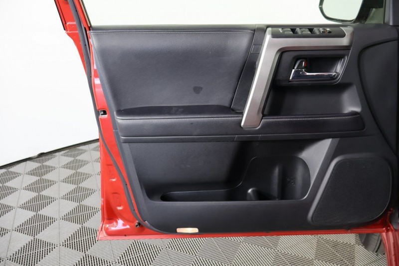 2022 Toyota 4Runner TRD Sport JTEAU5JR8N5277097
