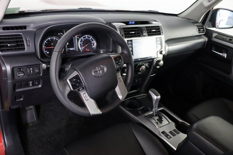 2022 Toyota 4Runner TRD Sport JTEAU5JR8N5277097