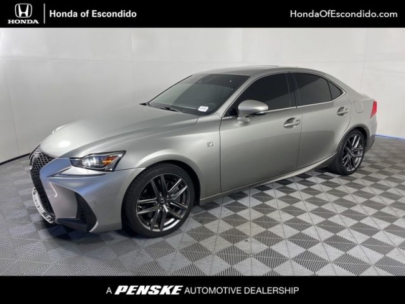 2018 Lexus IS 300 JTHBA1D26J5074114