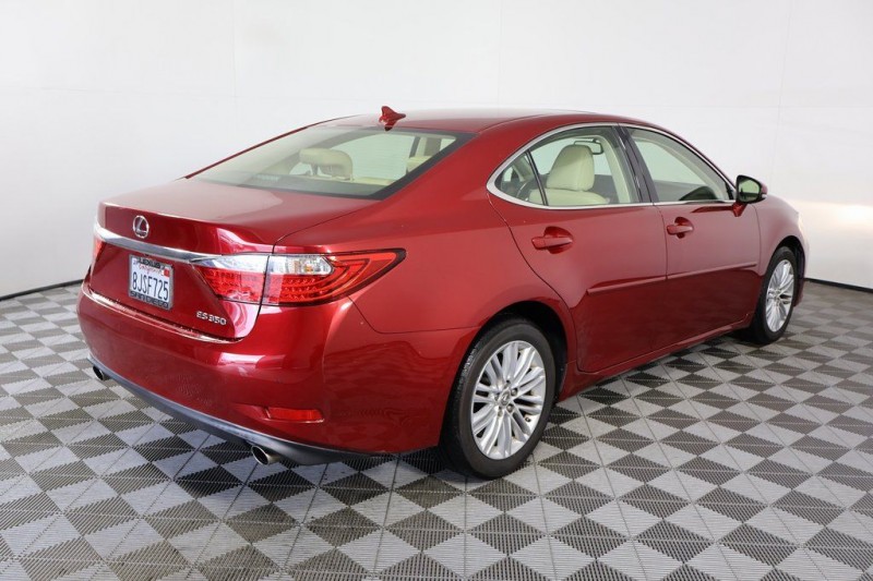 2013 Lexus ES 350 JTHBK1GG7D2017270
